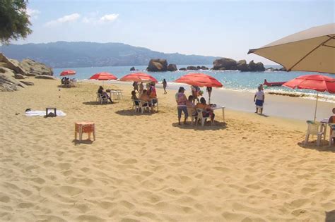 10 Best Beaches in Acapulco - What is the Most Popular Beach in ...