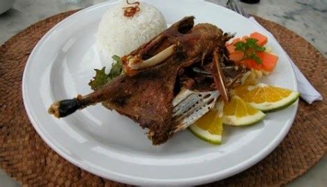 Wisata Kuliner di Bali Memiliki Cita Rasa Yang Khas ~ DASBOR PARIWISATA