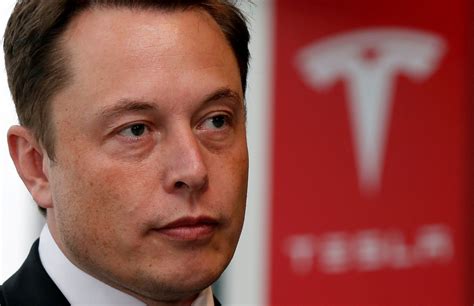 Top Tesla Investor Dumps 81% of Stock in Brutal Rebuke to Elon Musk