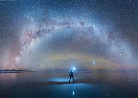 Russian Photographer Captures Breathtaking Photos Of Milky Way Mirrored On Salt Flats In Bolivia ...