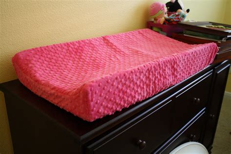 Fisher's Mommy: DIY Changing Pad Cover