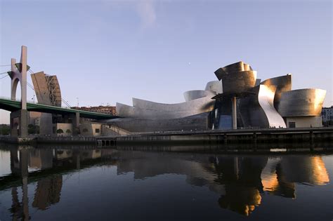 Charitybuzz: Guided Tour for 2 of the Guggenheim Museum Bilbao in Spai ...