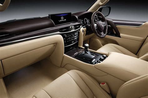 2018 Lexus LX570 Interior India | AUTOBICS