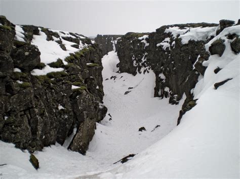 Mid-Atlantic Ridge | Definition, Map, & Facts | Britannica