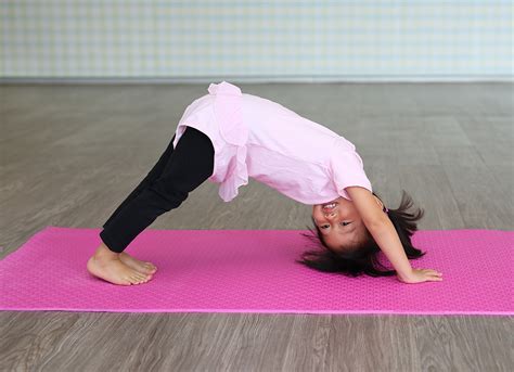 2 Person Yoga Poses For Kids / 3 Yoga Poses You Can Do At Home With Your Kids Urban Family ...