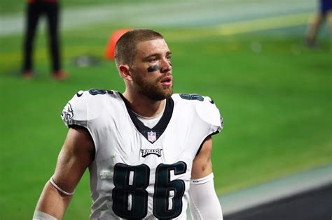 Philadelphia Eagles reportedly nearing Zach Ertz trade