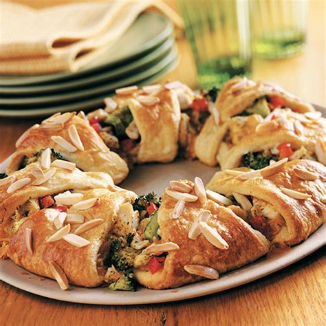 Chicken & Broccoli Ring - Recipes | Pampered Chef Canada Site