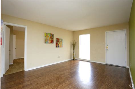 La Plaza Apartments - Houston, TX | Apartments.com