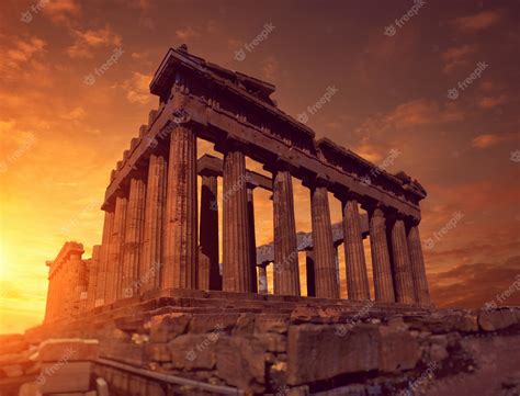 Premium Photo | Parthenon temple on a bright day