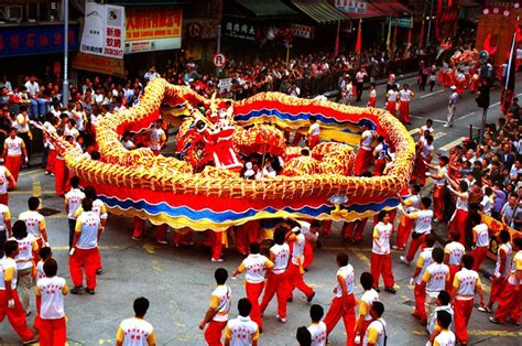 Culture & Customs in Hong Kong | William Russell