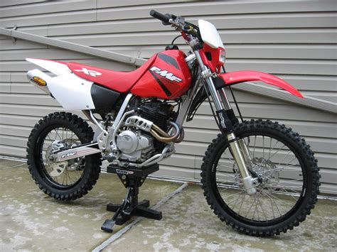 2001 HONDA XR250R - MINT, COMPLETELY RESTORED - HiPo MODS: FMF, WISECO, ETC.