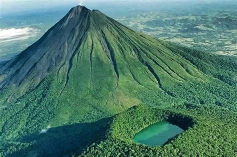 Arenal and Cerro Chato Volcano Hike in La Fortuna 2020