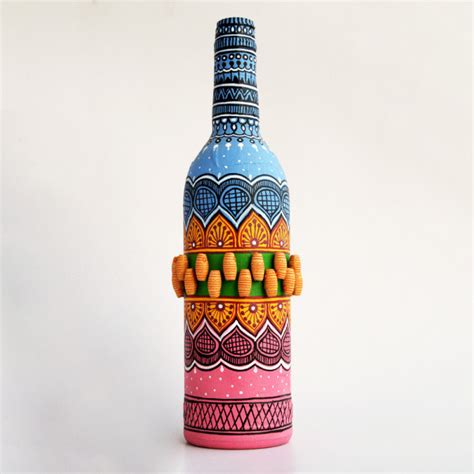 Art can b Bottle art flower vase blue and pink tomb design - directcreate.com