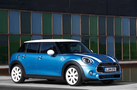 2015 Mini Cooper Hardtop 4-Door Review