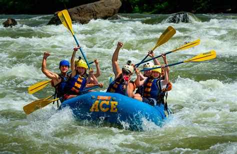 Full Day Lower New River Gorge Whitewater Rafting - ACE Adventures