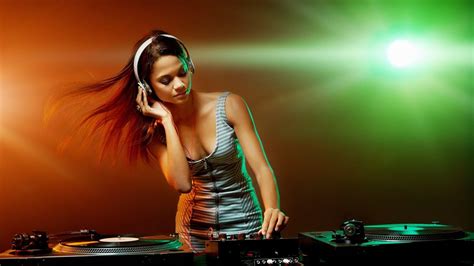 Female DJ Wallpapers - Top Free Female DJ Backgrounds - WallpaperAccess