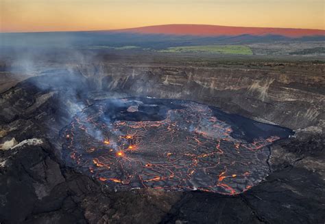 Eruption at Hawaii's Kilauea volcano stops after 61 days