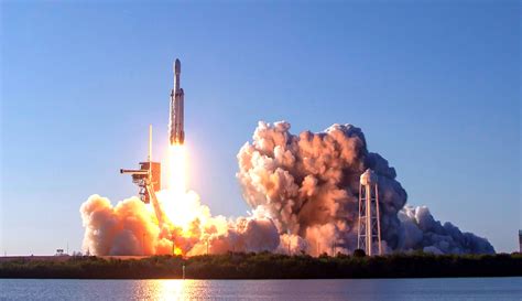 SpaceX Falcon Heavy to Launch Cutting-Edge NASA Space Tech | Space