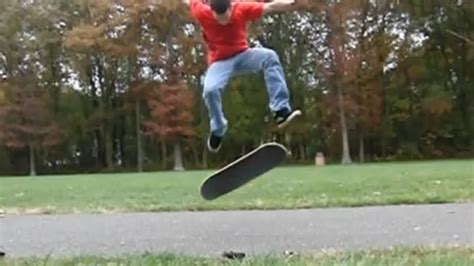 Heelflip - Super Slow Motion - YouTube