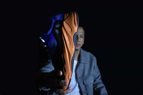 adidas YEEZY BOOST 700 Bright Blue Review