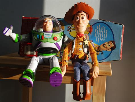 Toy Story Talking Woody And Buzz