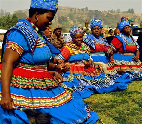 Sotho tribe - Google Search Traditional African Clothing, Meaningful Pictures, Africa Dress ...