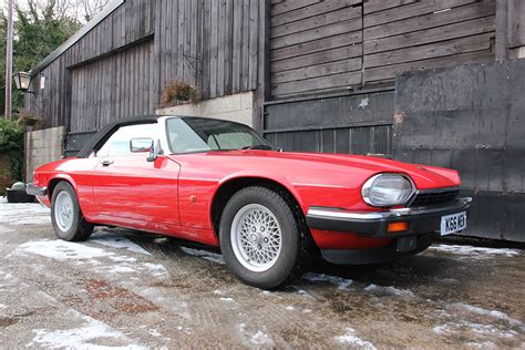 ROAD TEST - 1992 JAGUAR XJS V12 CONVERTIBLE - Classics World