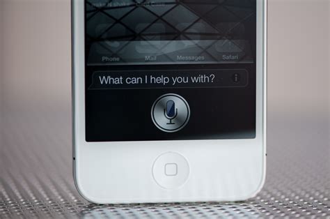 Siri - Apple iPhone 4S: Thoroughly Reviewed