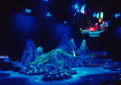 Disneyland's Peter Pan ride breaks down, reveals 'Bill Sucks' graffiti