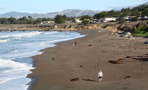 Moonstone Beach, Cambria, CA - California Beaches