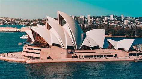 Buildings that elevated cities: Sydney Opera House | Modus | RICS