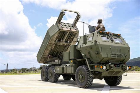 HIMARS M142 high mobility rocket missile launcher data