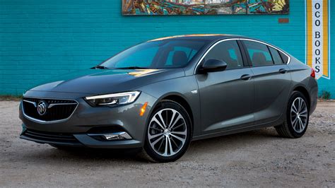 2018 Buick Regal Sportback Wallpapers | SuperCars.net