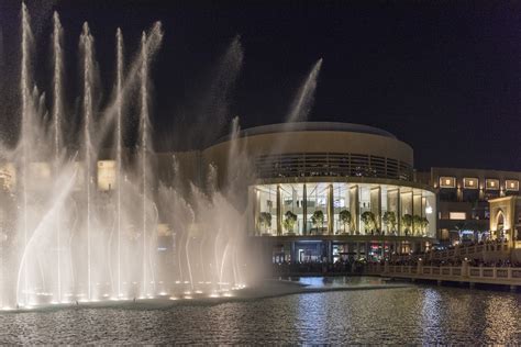 Apple Dubai Mall | Foster + Partners | Archello