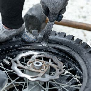 Advantages and disadvantages of tubeless tyres - Crossroads Helpline