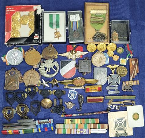 U.S military medals Foreign military medals. WW1 WW2 vintage antique relics -- Antique Price ...