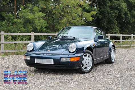 Porsche 964 Carrera 4 – Black River Details