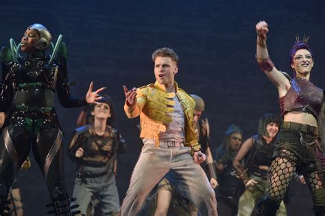 ‘We Will Rock You’ is an electrifying spectacle for music fans - NOLISOLI