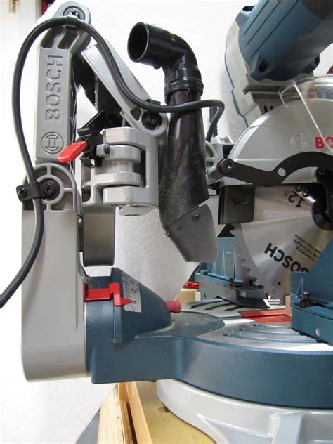 Miscella: Bosch Miter Saw Dust Collection