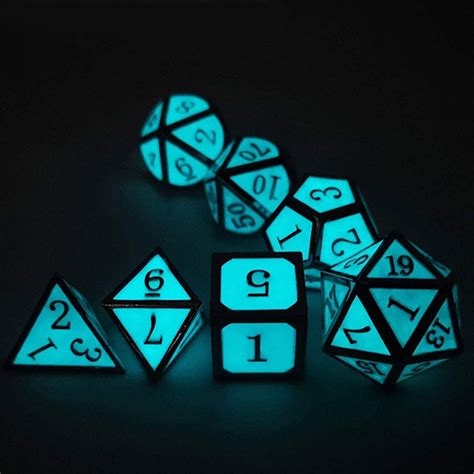 Dungeons & Dragons Glow Dice Set - Glow In The Dark Store