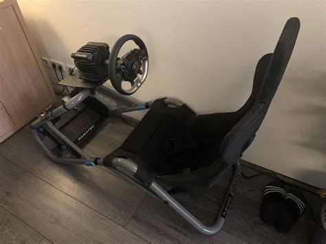 My simple and clean VR racing setup : r/simracing