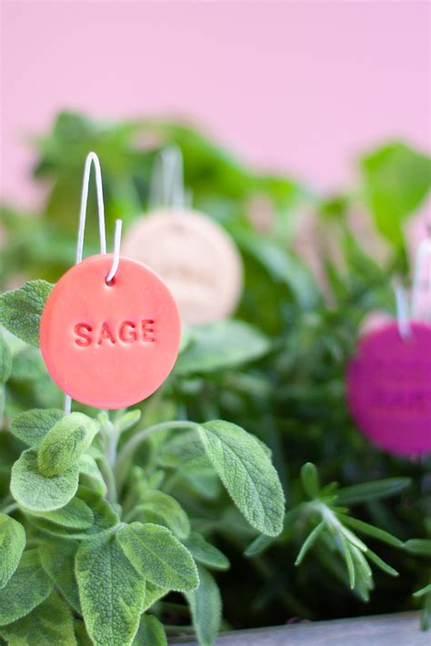 Herb Garden Plant Labels DIY - YES! we made this