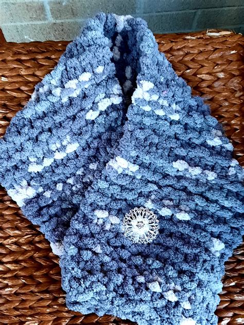 Chunky Hand Knit Scarf. Chenille Scarf Super Soft Scarf Gray - Etsy