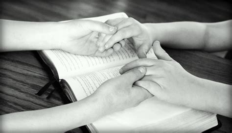 Free photo: Holding Hands, Bible, Praying - Free Image on Pixabay - 752878