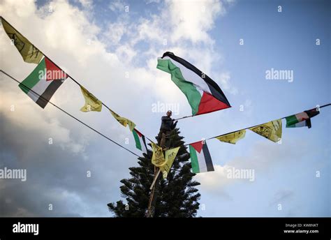 Fatah flag hi-res stock photography and images - Alamy