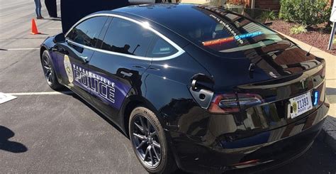 Tesla Model 3 police car is so effective, people getting pulled over love it