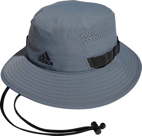 12 Men’s Best Golf Hats For Sun Protection + Buyers Guide