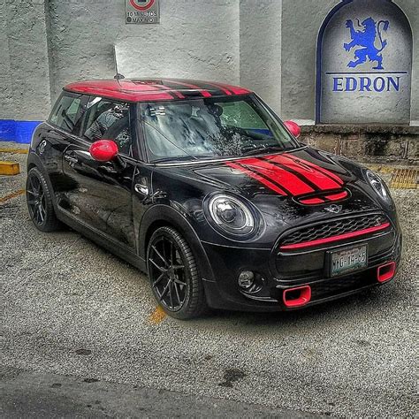 Mini Cooper S JCW kit black and red Mini Cooper 2017, Mini Cooper Stripes, Black Mini Cooper ...