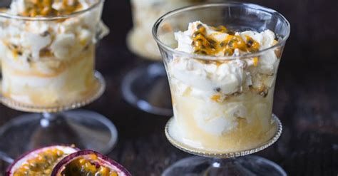 Maracuja-Parfait Rezept | EAT SMARTER