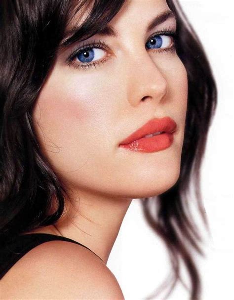 Pin di Sandru 71 su Beauty | Liv tyler, Bel viso, Occhi stupendi